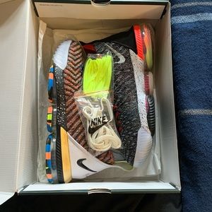 LeBron 16 “What The”